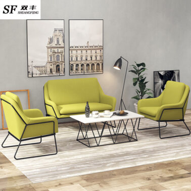 pouf minimaliste nordique en tissu, canapé et table basse combinés pour réception d'hôtel d'affaires, fauteuil lounge de salon